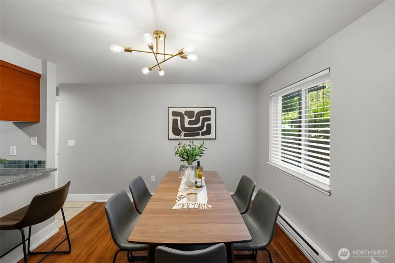 4831 Fauntleroy Way SW 103