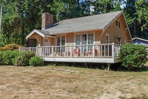 Photo of 10655 132nd Avenue NE, Kirkland, WA 98033 (MLS # 2554684)