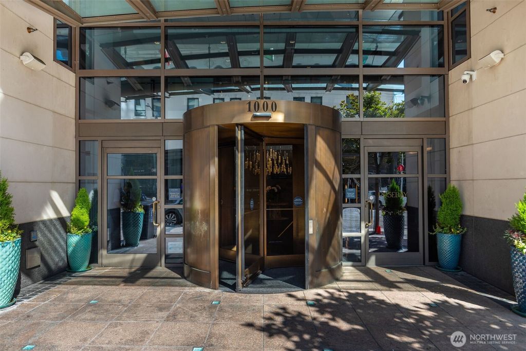 Photo of 1000 1st Avenue #1904, Seattle, WA 98104 (MLS # 2433841)
