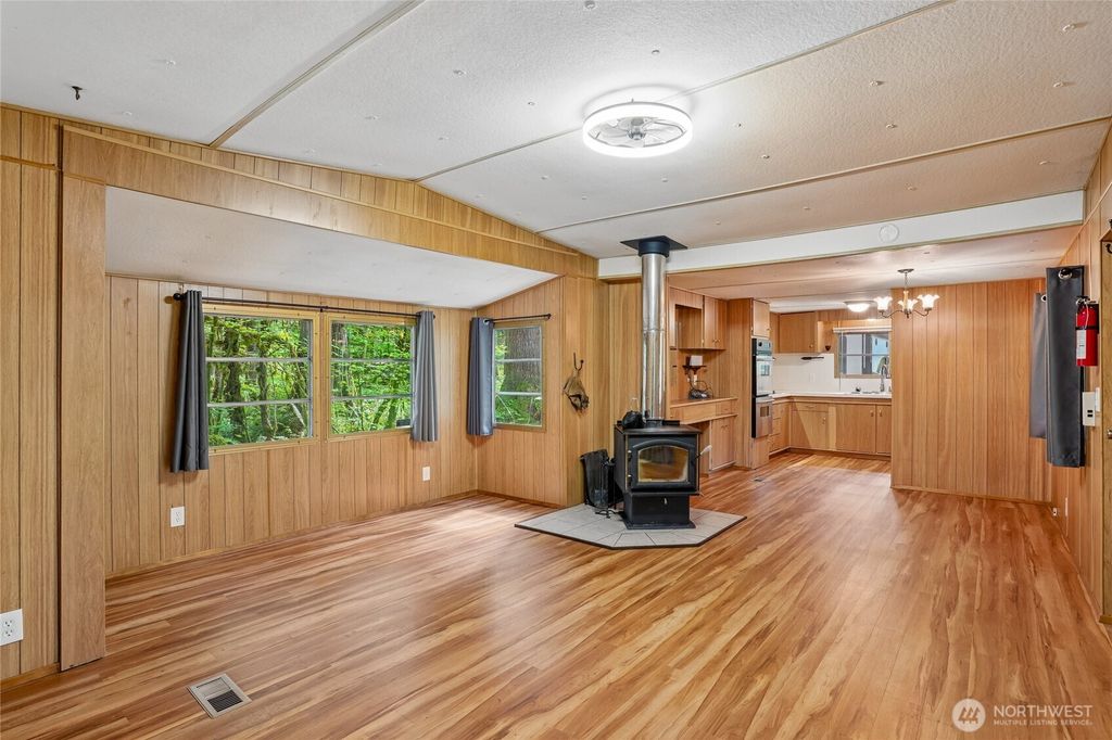 Photo of 56620 381st Avenue Ct E, Ashford, WA 98304 (MLS # 2527705)