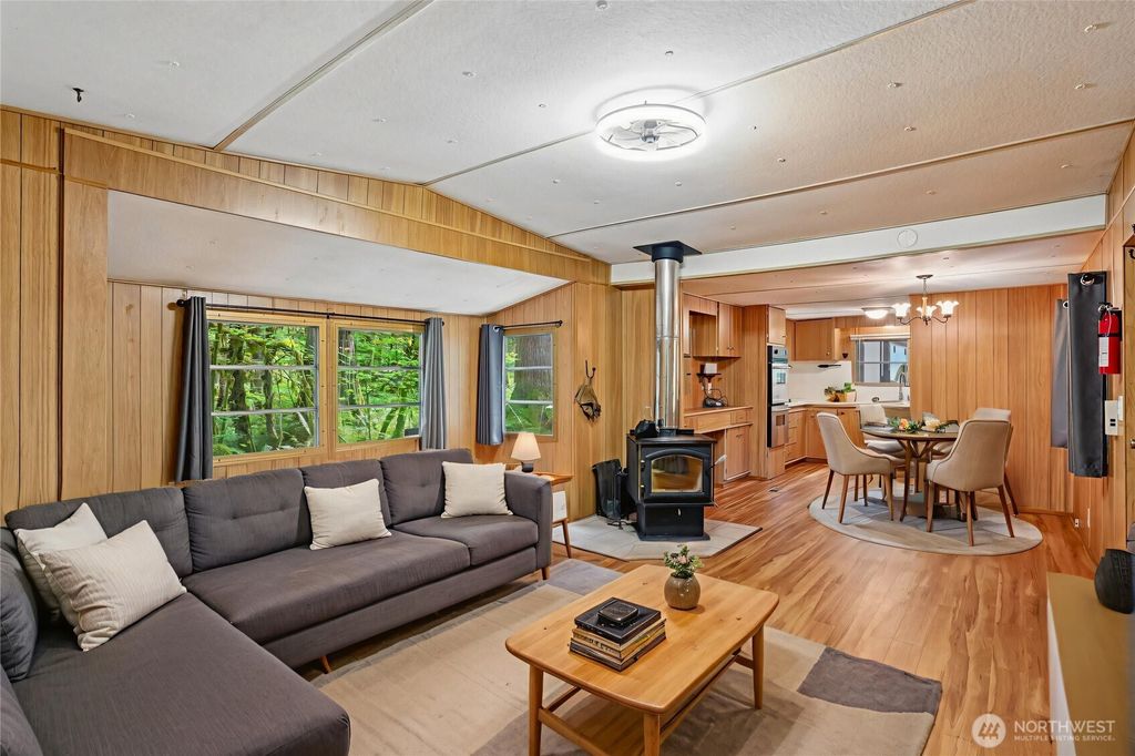 Photo of 56620 381st Avenue Ct E, Ashford, WA 98304 (MLS # 2527705)