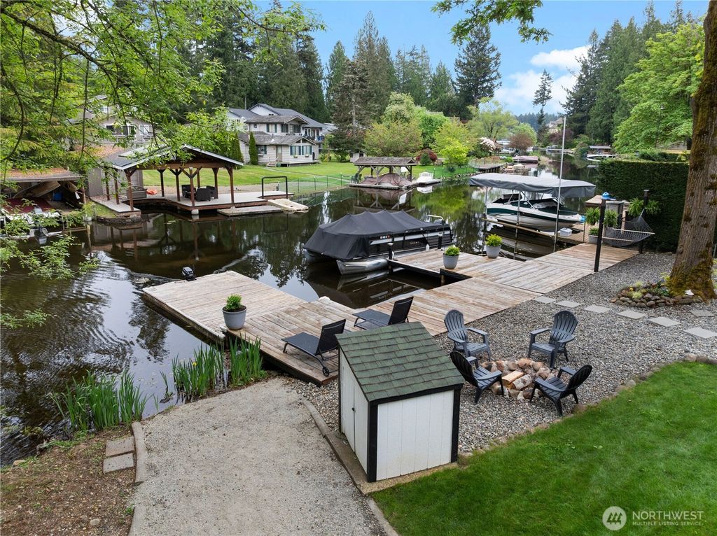 Photo of 29800 224th Avenue SE, Black Diamond, WA 98010 (MLS # 2517507)