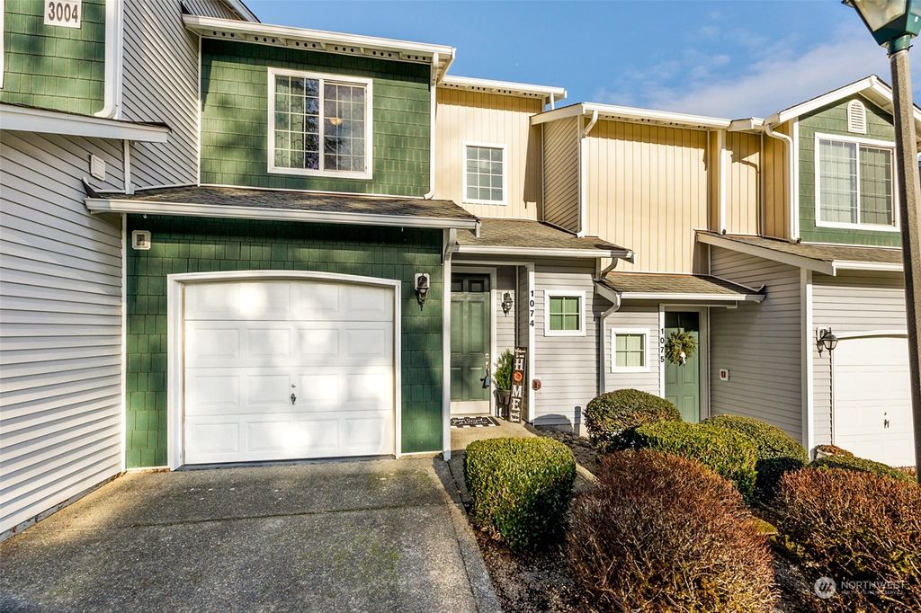 Photo of 3004 SE 12th Street #E1074, Renton, WA 98058 (MLS # 2025574)