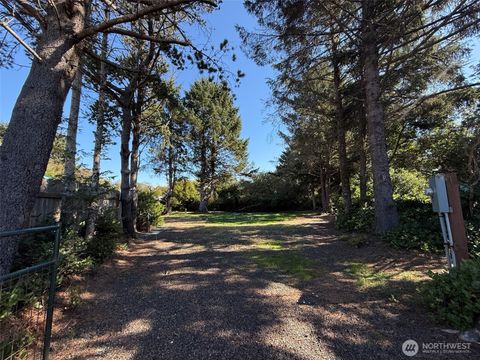 143 Aries Court SW Ocean Shores WA 98569