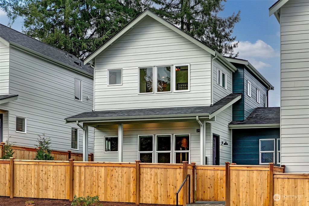 Photo of 2904 SW Henderson Street, Seattle, WA 98126 (MLS # 2199028)