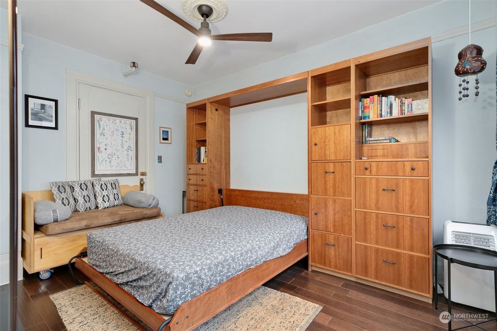 Photo of 403 Terry Avenue #304, Seattle, WA 98104 (MLS # 2186539)