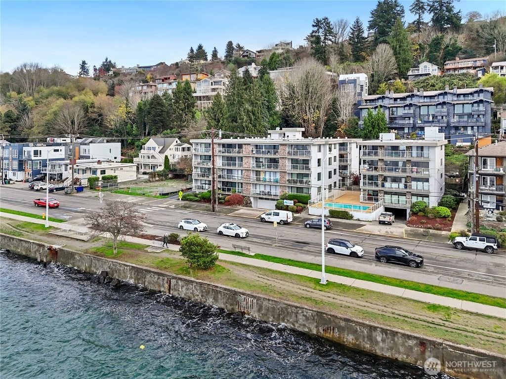 Photo of 2104 Alki Avenue SW #306, Seattle, WA 98116 (MLS # 2480278)