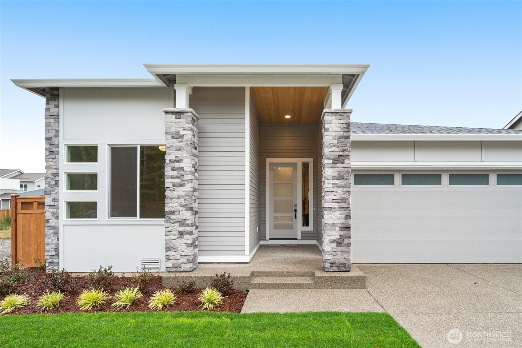 5461 Thornhill Avenue SW