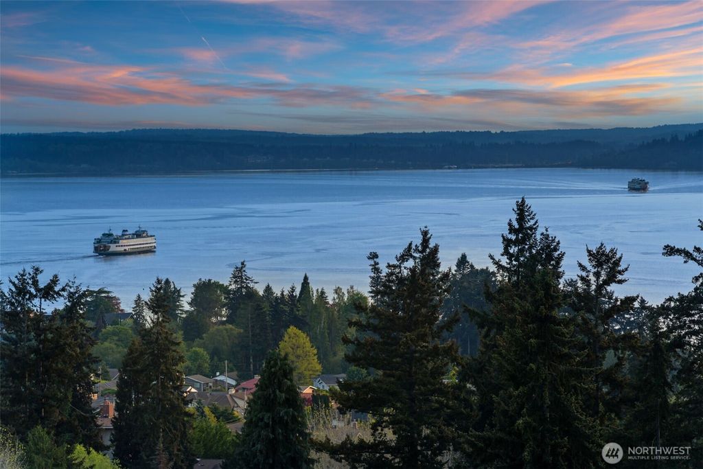 Photo of 19314 94th Avenue W, Edmonds, WA 98020 (MLS # 2520634)