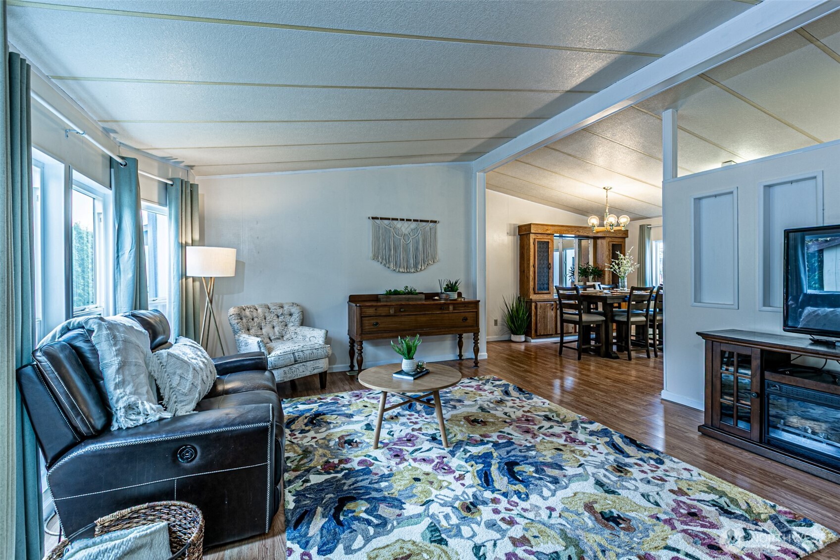 9818 Asotin Street S