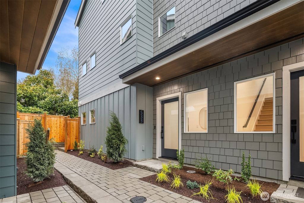 Photo of 533 N 70th Street, Seattle, WA 98103 (MLS # 2507669)