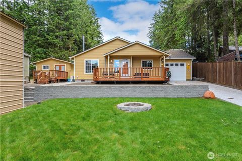 320 E Lakeview Drive Grapeview WA 98546