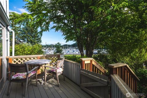 107 Shelter Bay Dr 107 La Conner WA 98257