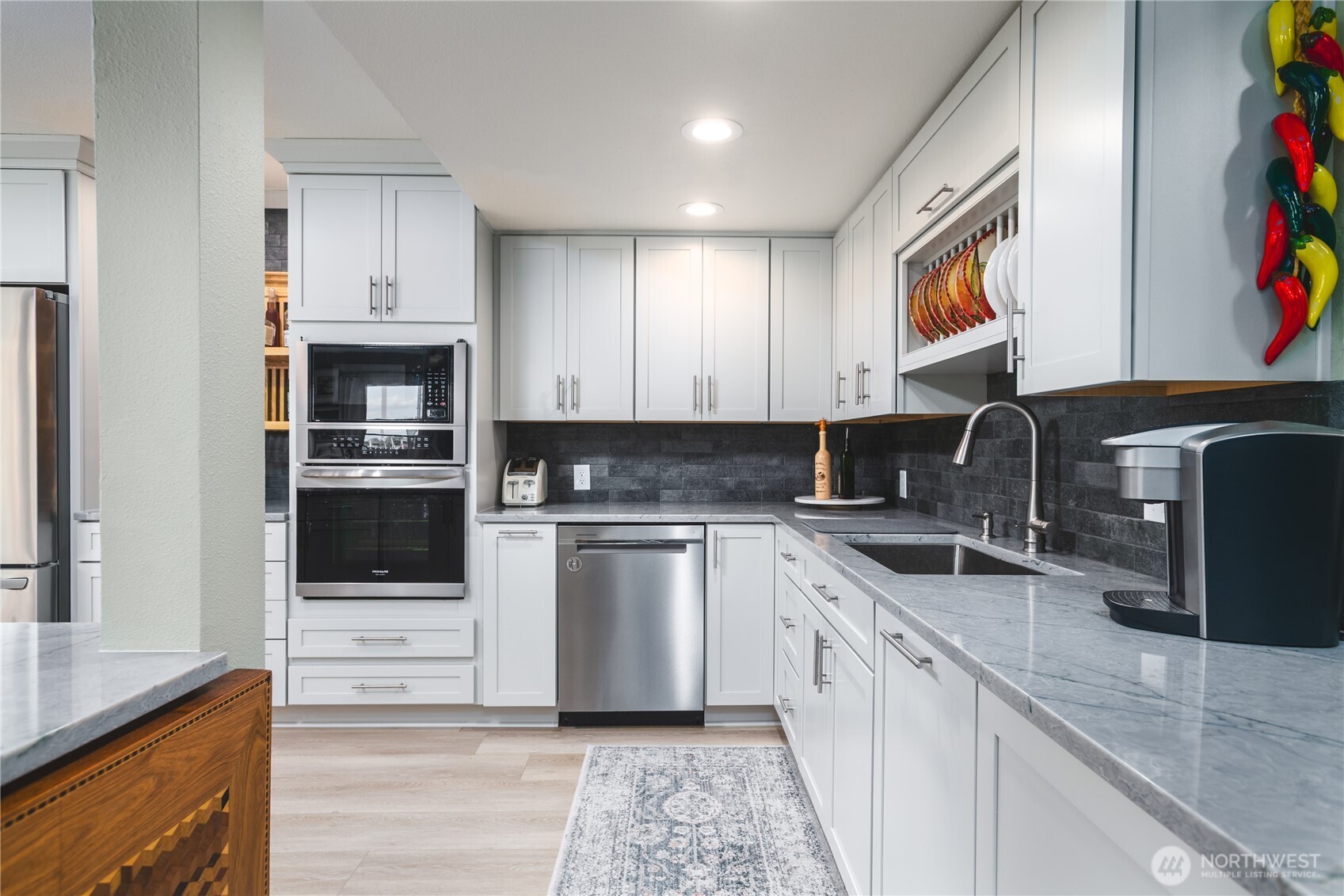 107 Shelter Bay Dr 107