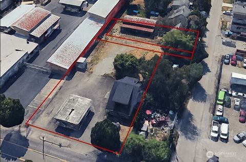 1210 E Main Puyallup WA 98372