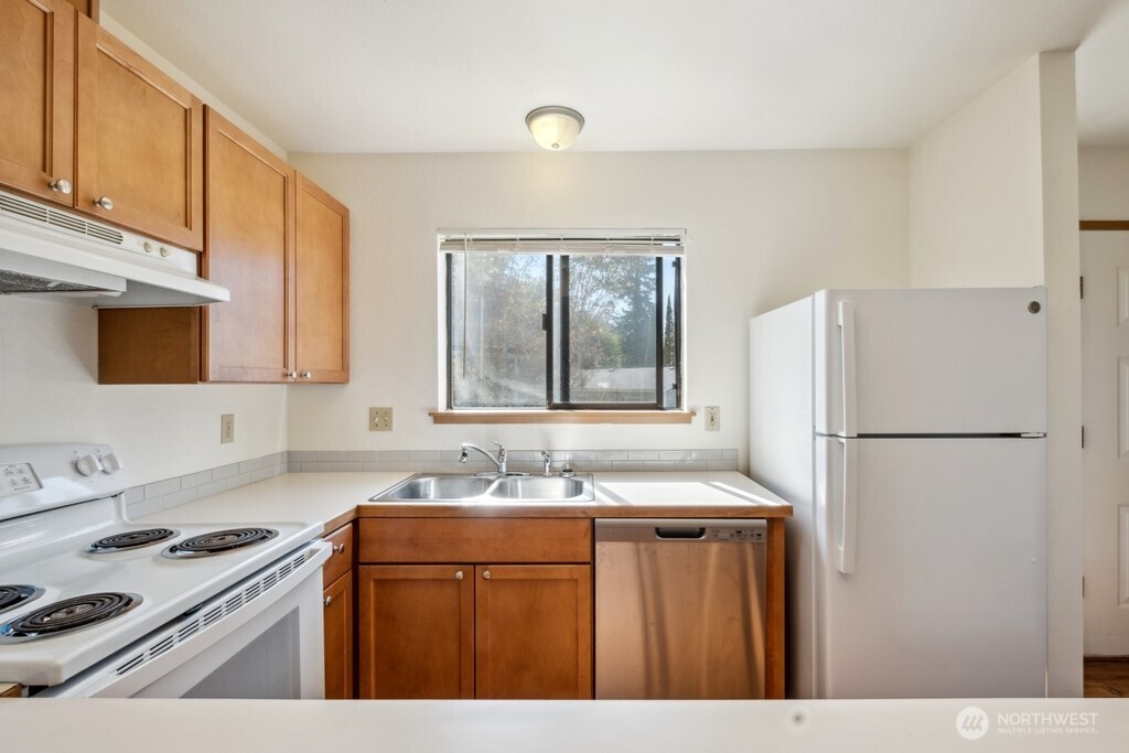 127 Union Avenue NE