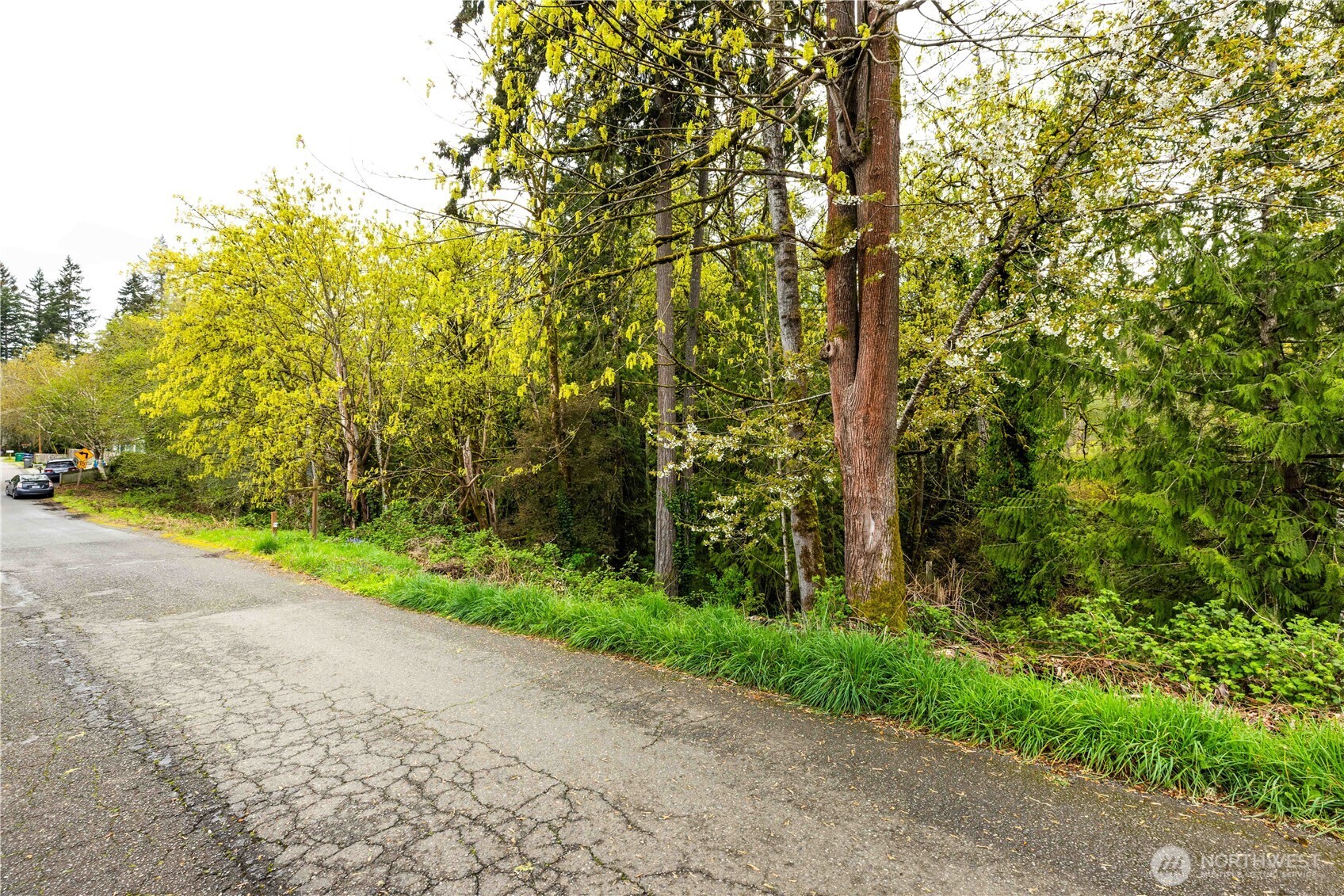 8893 Martin Avenue NW