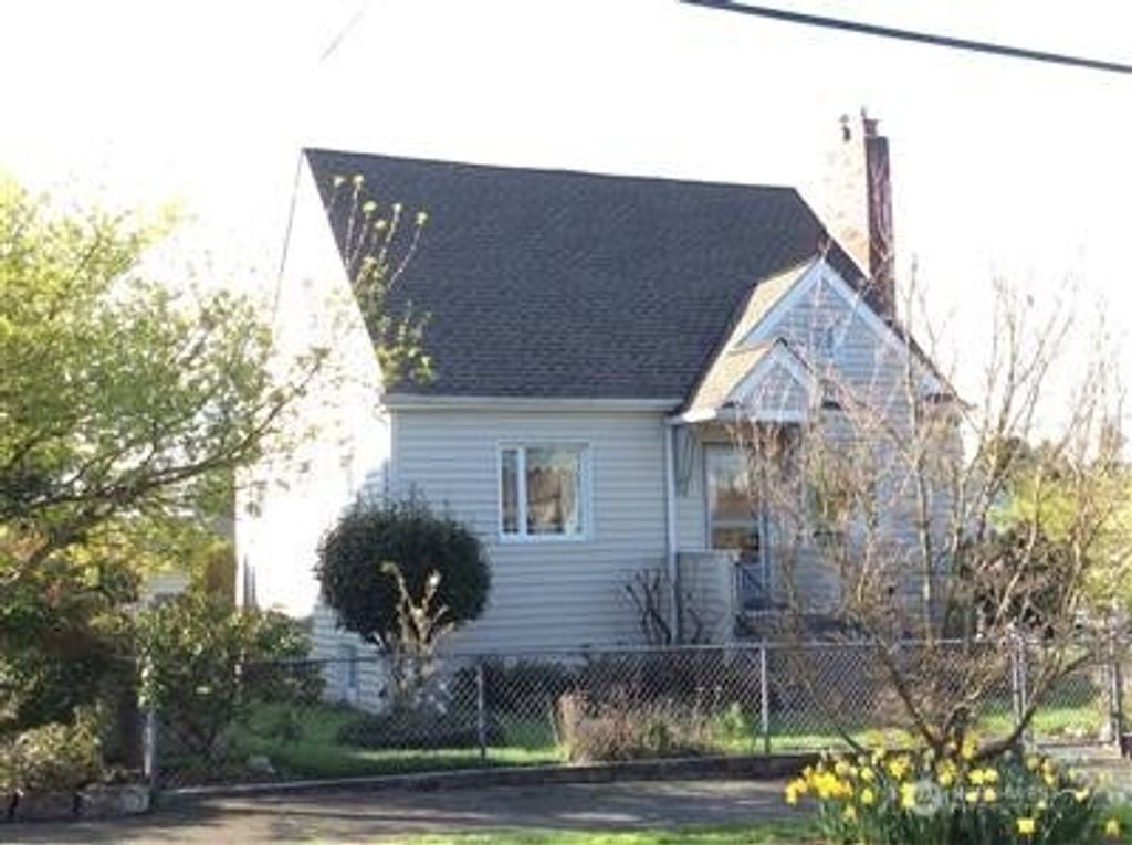 Photo of 943 NW 58th Street, Seattle, WA 98107 (MLS # 2457562)