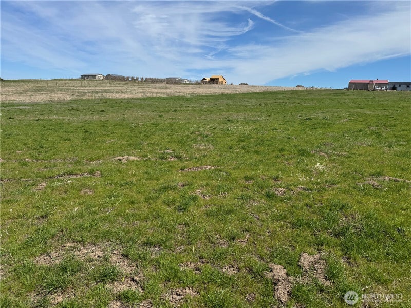 2 Wenatchee Heights Road
