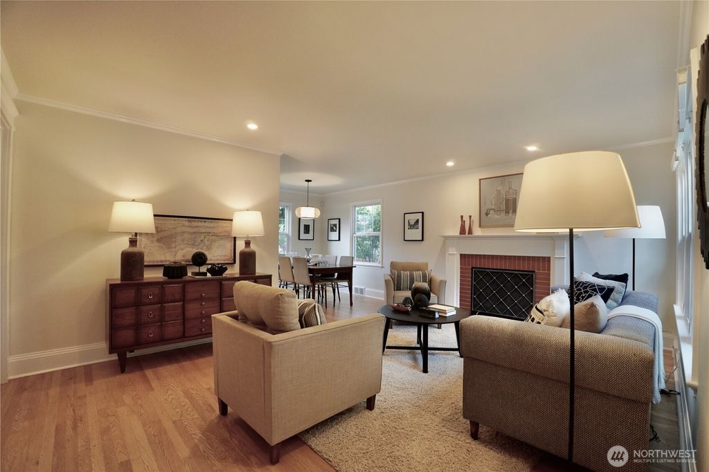 Photo of 4000 SW Hanford Street, Seattle, WA 98116 (MLS # 2395275)