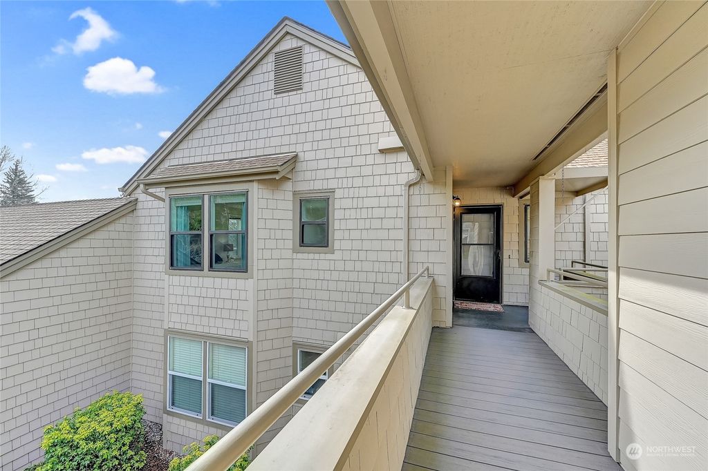 Photo of 4111 221st Place SE, Issaquah, WA 98029 (MLS # 2042134)