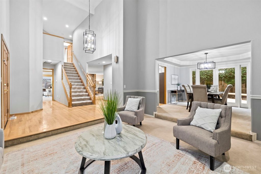 Photo of 4660 244th Place SE, Sammamish, WA 98029 (MLS # 2487524)