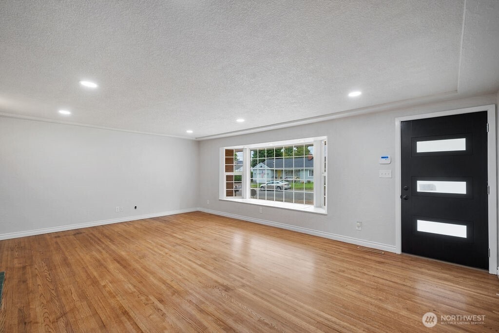 7814 28th Street W