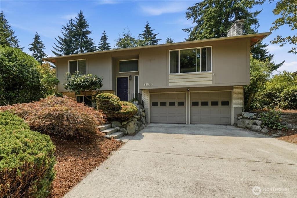 Photo of 8604 W 45TH ST, University Place, WA 98466 (MLS # 2564441)