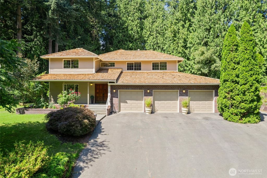 Photo of 21710 NE 97th Place, Redmond, WA 98053 (MLS # 2420287)