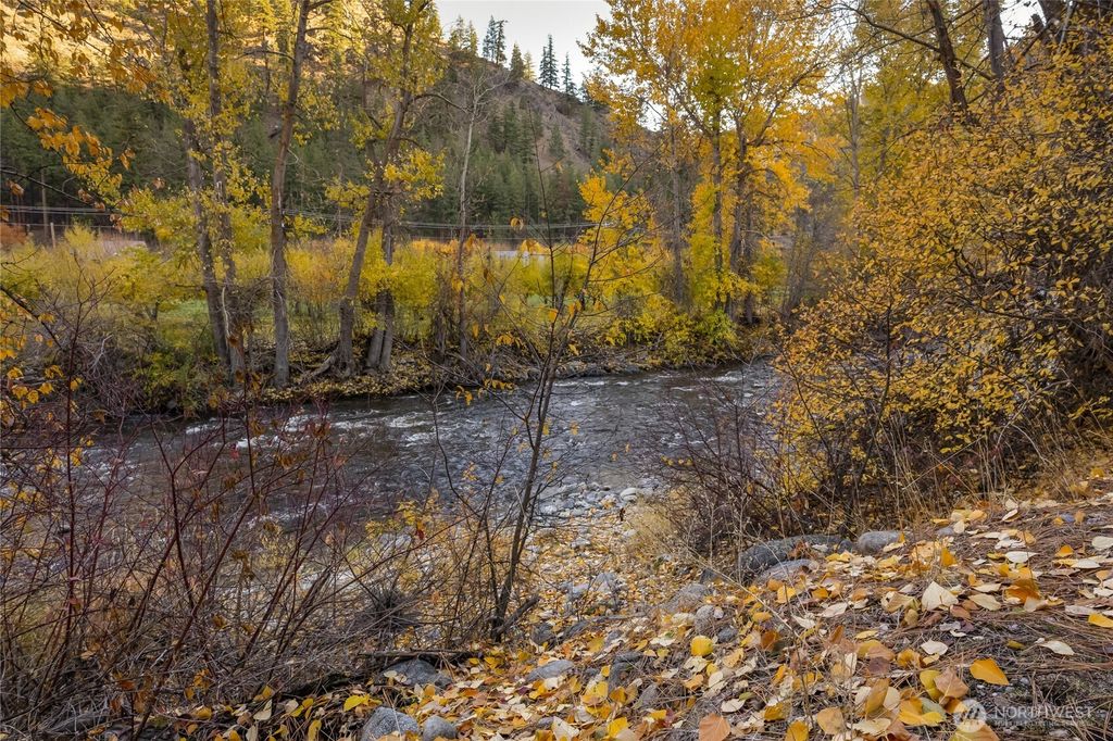 Photo of 309 Mad Ranch Lane, Entiat, WA 98811 (MLS # 2460021)