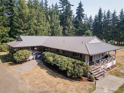 Photo of 533 Hulse Road, Port Angeles, WA 98362 (MLS # 2574117)