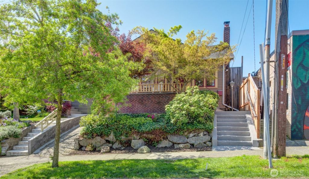 Photo of 4429 4th Avenue NE, Seattle, WA 98105 (MLS # 2361865)