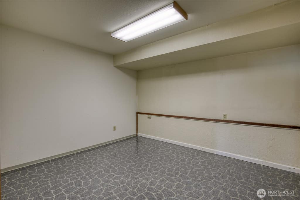 Photo of 1497 E Ocean Shores Boulevard SW, Ocean Shores, WA 98569 (MLS # 2560434)