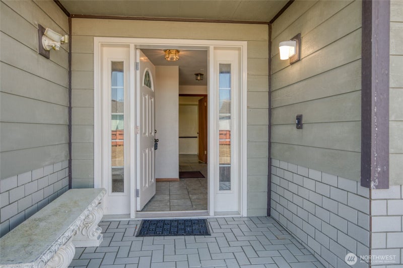 1497 E Ocean Shores Boulevard SW