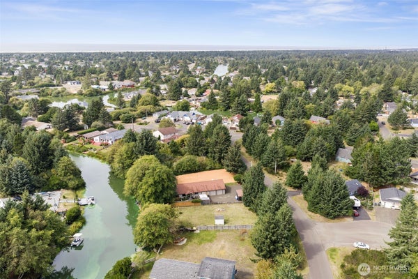 711 ALBION AVE SE, OCEAN SHORES, WA 98569 - Image fec23fa8f0168d96a8cf2b1ee78e4411/2637795529