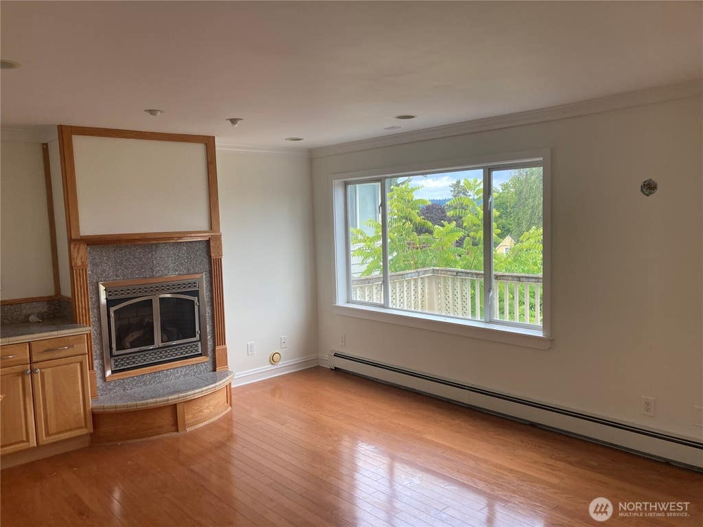Photo of 6906 55th Avenue S, Seattle, WA 98118 (MLS # 2559210)