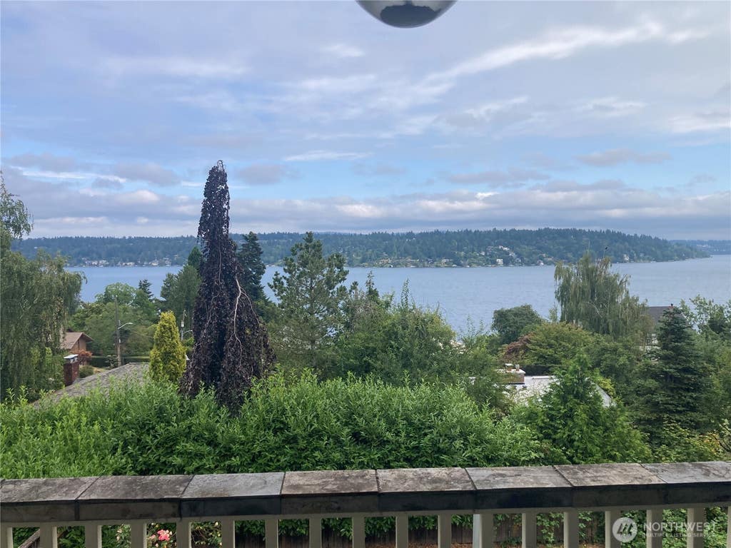 Photo of 6906 55th Avenue S, Seattle, WA 98118 (MLS # 2559210)