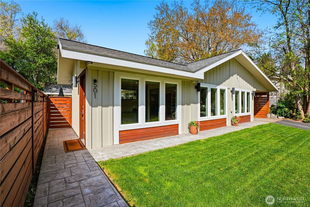 Photo of 501 N Willow Street, Ellensburg, WA 98926 (MLS # 2512691)