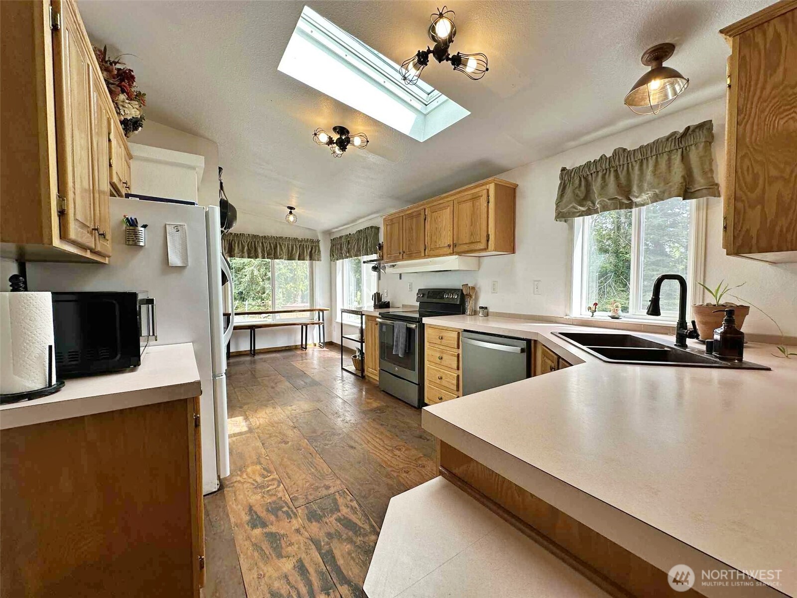 2833 Highway 12 A