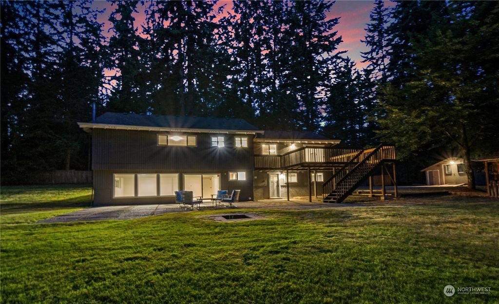 Photo of 20015 NE Woodinville Duvall Road, Woodinville, WA 98077 (MLS # 2058067)