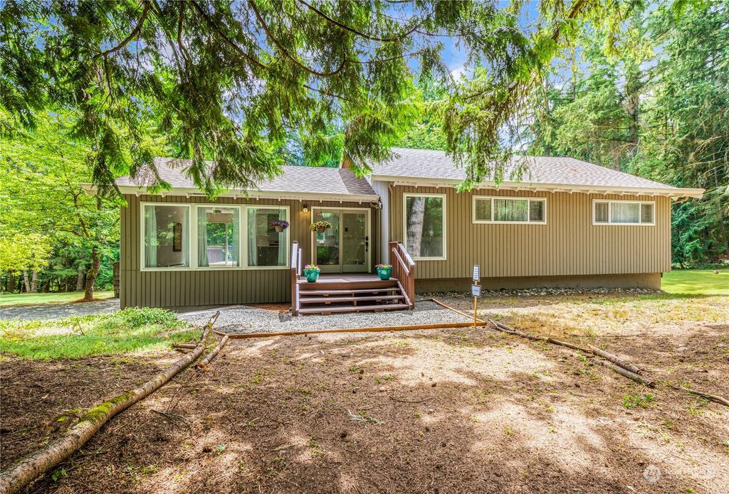 Photo of 20015 NE Woodinville Duvall Road, Woodinville, WA 98077 (MLS # 2058067)