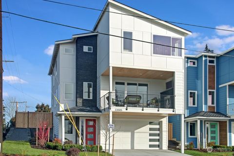 Photo of 22005 90th Avenue W, Edmonds, WA 98026 (MLS # 2035628)