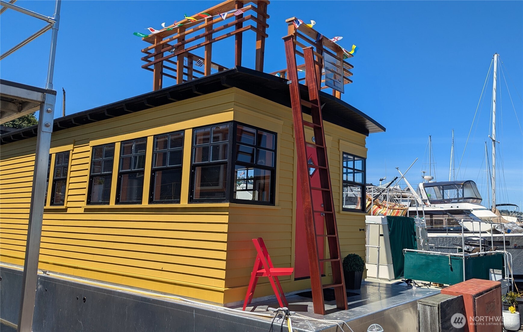 2040 Westlake Avenue N 17