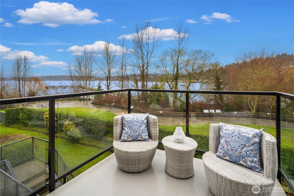 Photo of 6121 NE 175th Street #A308, Kenmore, WA 98028 (MLS # 2488354)