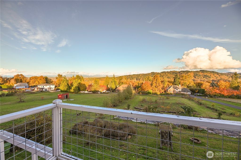 Photo of 10001 151st Place SE, Snohomish, WA 98296 (MLS # 2431847)