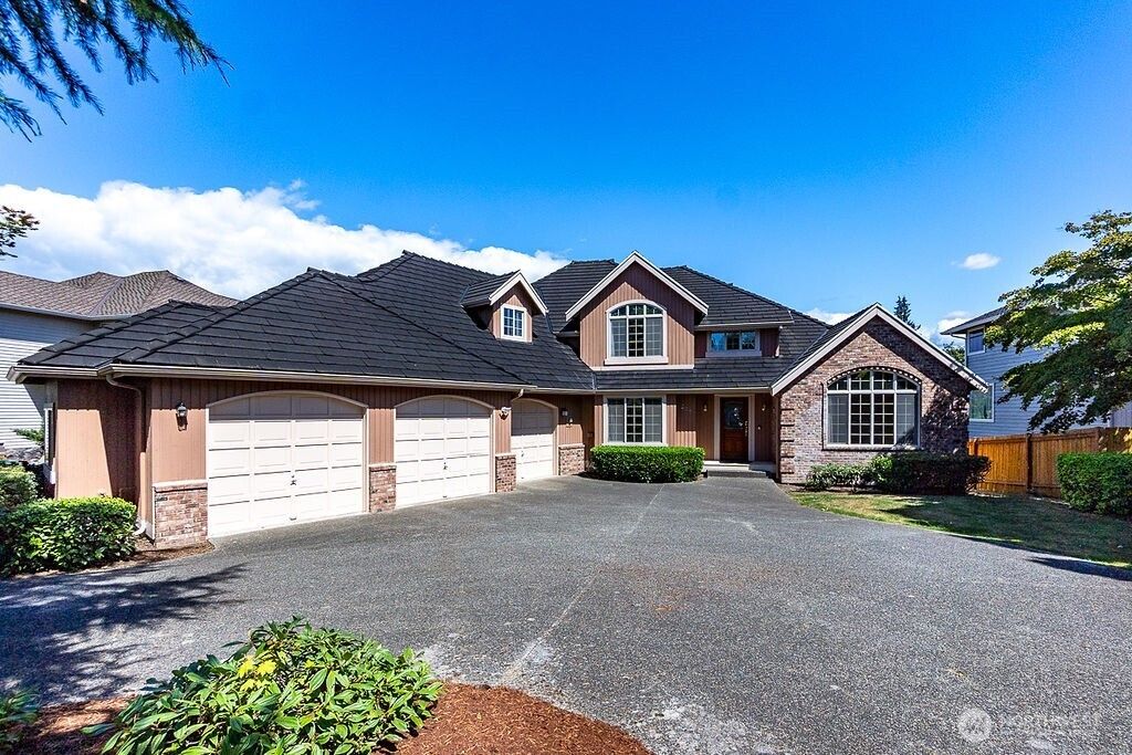 Photo of 205 101st Avenue NE, Lake Stevens, WA 98258 (MLS # 2417800)