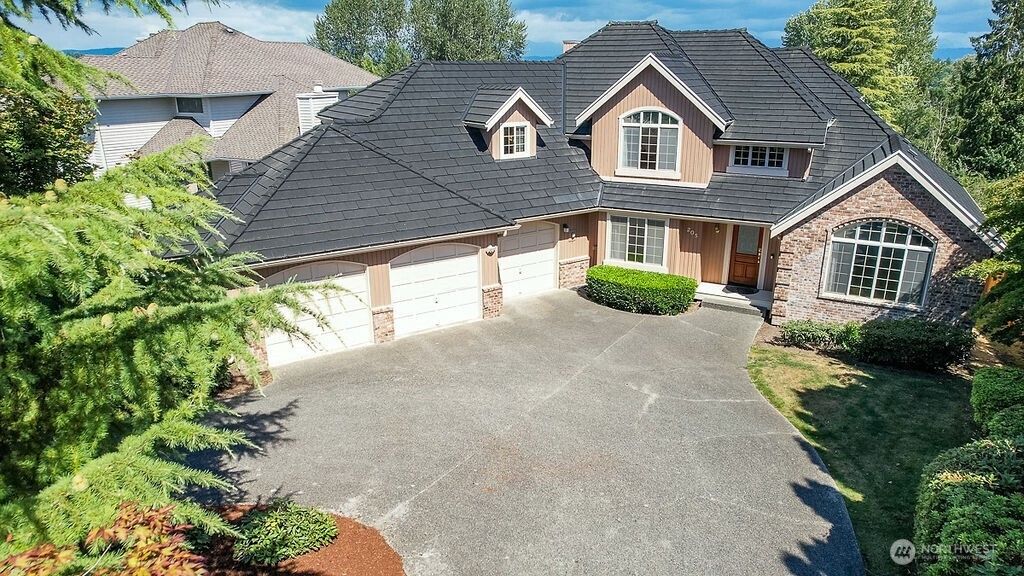 Photo of 205 101st Avenue NE, Lake Stevens, WA 98258 (MLS # 2417800)