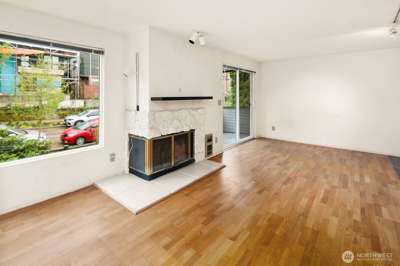 1836 25th Avenue 204