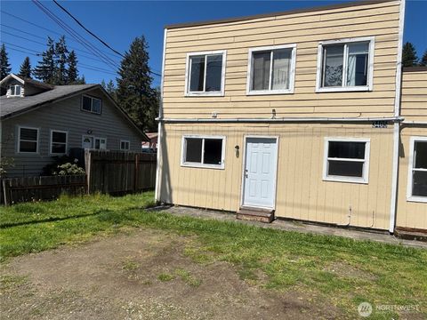 Photo of 3405 Northlake Way NW #3, Bremerton, WA 98312 (MLS # 2515559)