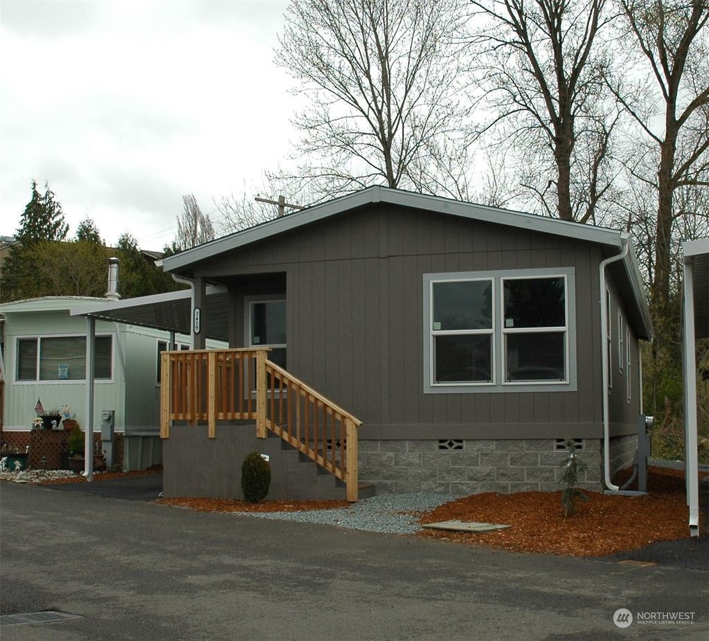 Photo of 3419 S 184th Street #272, SeaTac, WA 98188 (MLS # 2051362)